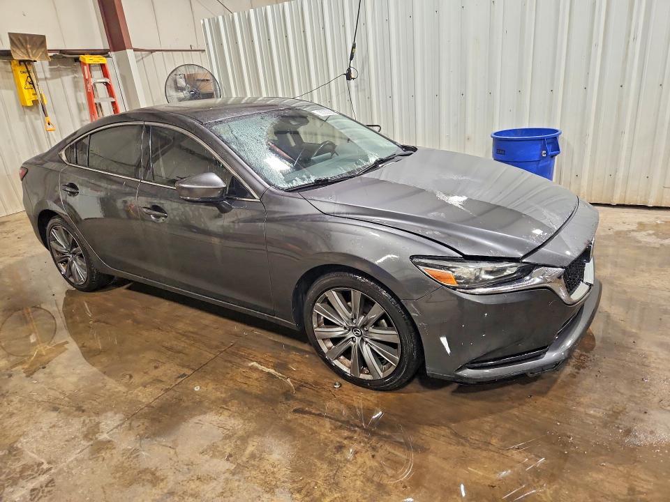 Photo 4 from auction – 2018 MAZDA 6 with VIN JM1GL1VM3J1315636