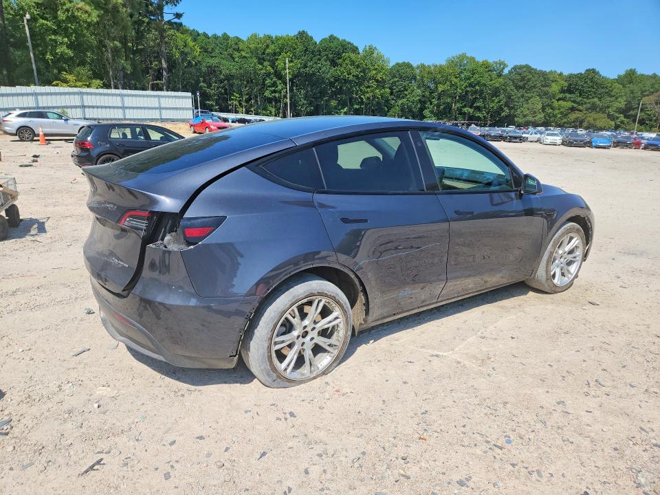 Photo 3 from auction – 2021 TESLA MODEL Y with VIN 5YJYGDEE6MF199220