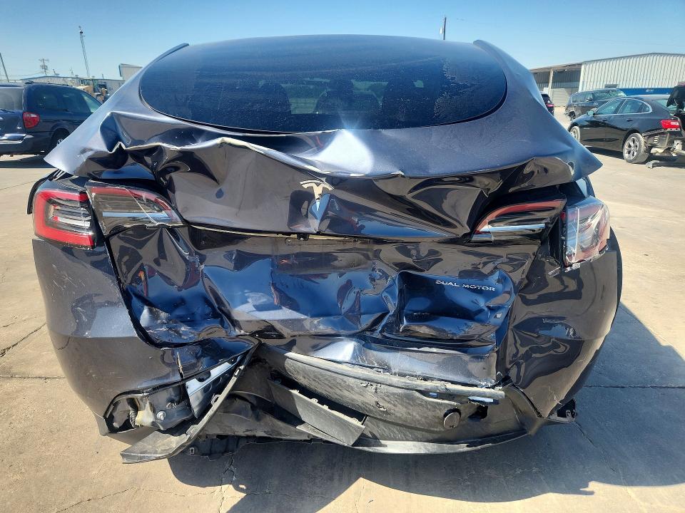 Фото 6 с аукциона – 2023 TESLA MODEL Y с VIN 7SAYGDEE5PA154158