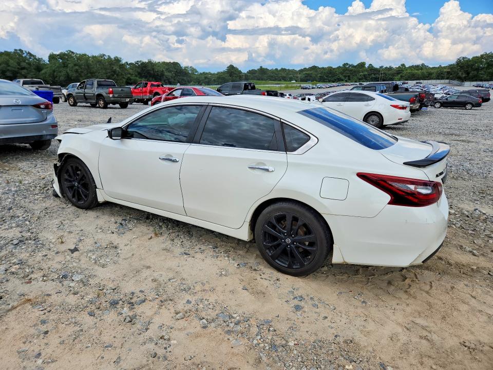 Photo 2 from auction – 2018 NISSAN ALTIMA with VIN 1N4AL3AP8JC163574