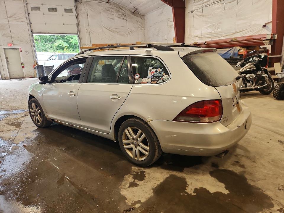 Photo 2 from auction – 2014 VOLKSWAGEN JETTA with VIN 3VWML7AJ9EM606374