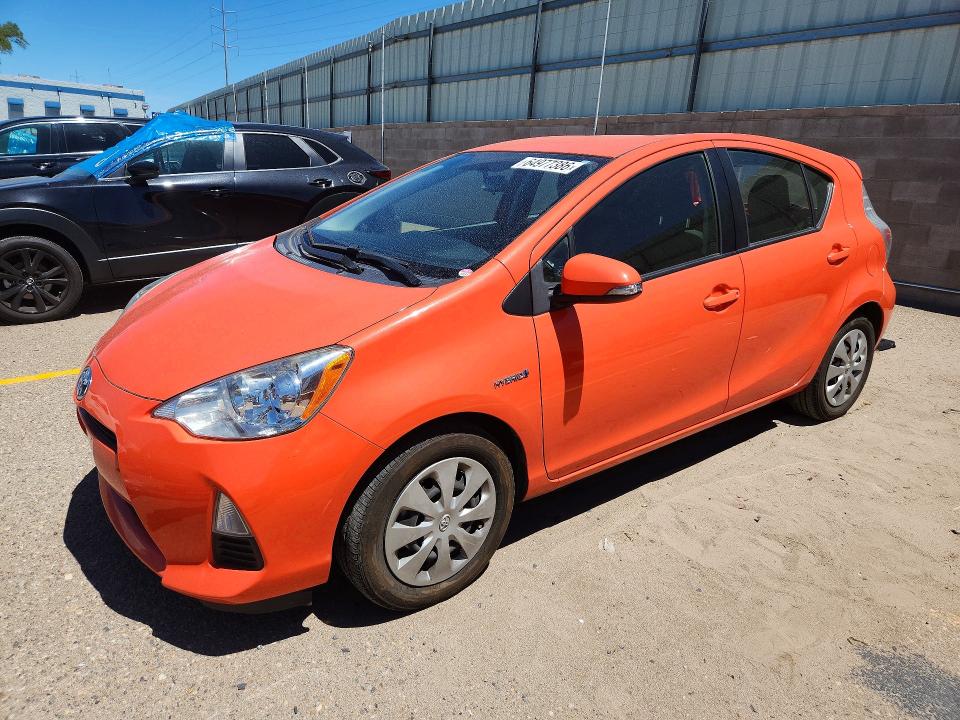 TOYOTA PRIUS C 2014 with VIN JTDKDTB33E1081650 - Photo from auction