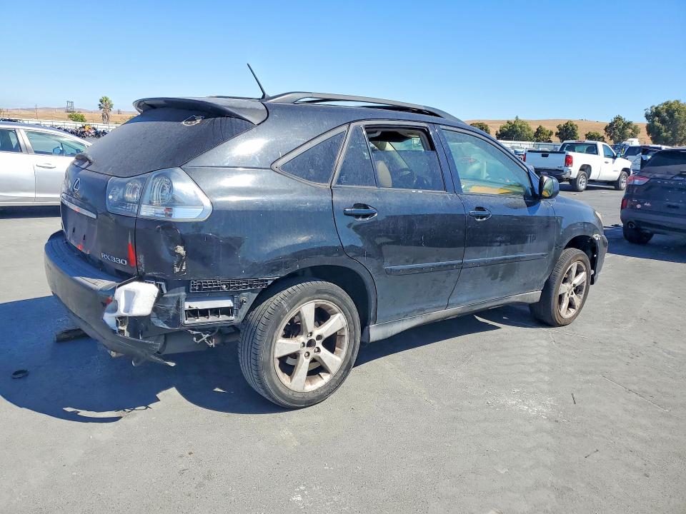 Photo 3 from auction – 2004 LEXUS RX with VIN JTJGA31U640004247