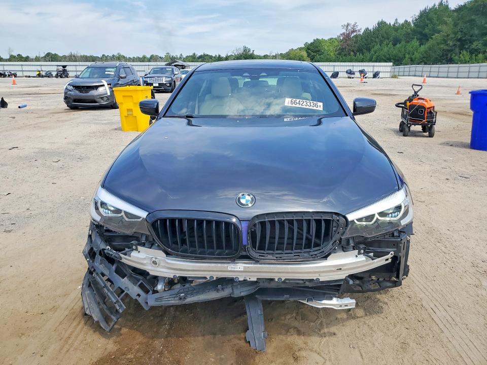Photo 5 from auction – 2019 BMW 530 with VIN WBAJA7C55KWW12094
