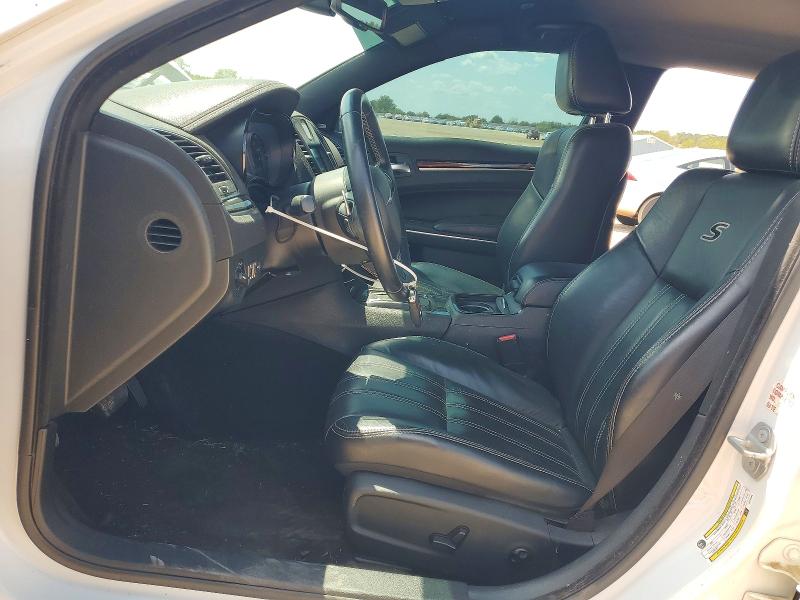 Photo 7 from auction – 2018 CHRYSLER 300 with VIN 2C3CCABG4JH214365