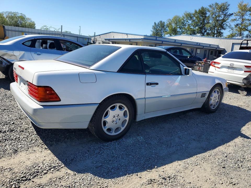 Photo 3 from auction – 1992 MERCEDES-BENZ 500 with VIN WDBFA66E3NF039004