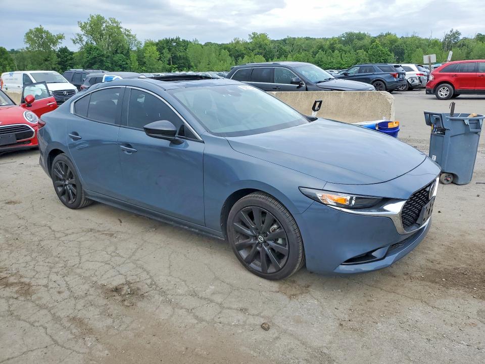 Photo 4 from auction – 2023 MAZDA 3 with VIN 3MZBPACM6PM379499
