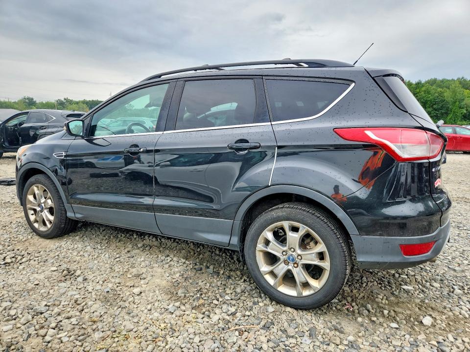 Photo 2 from auction – 2013 FORD ESCAPE with VIN 1FMCU9H93DUA23453