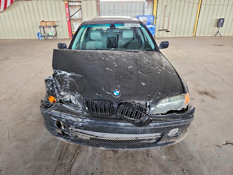 Photo 5 from auction – 2004 BMW 330 with VIN WBAEV53424KM36620