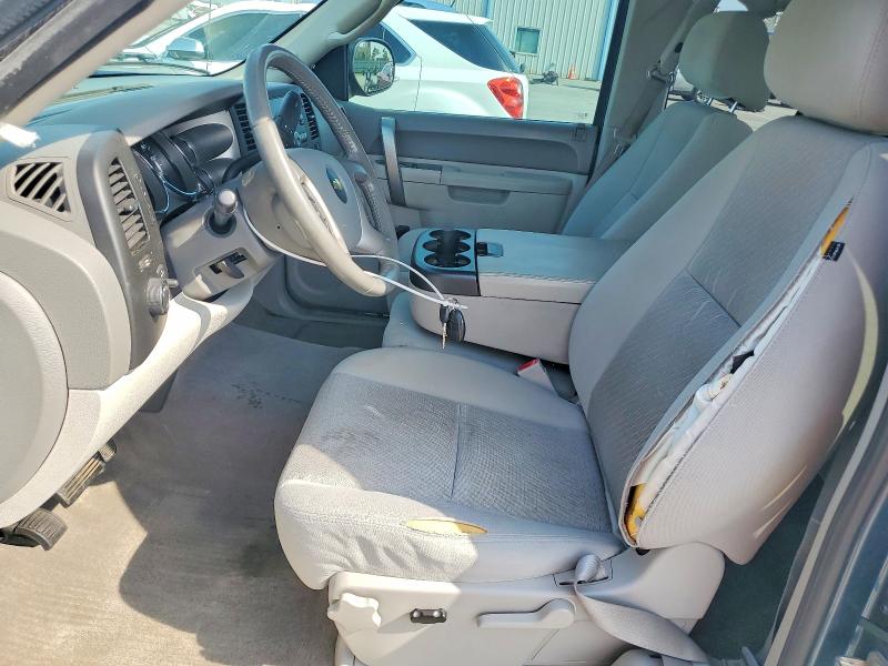 Photo 7 from auction – 2013 CHEVROLET SILVERADO with VIN 1GCRKSE71DZ309285