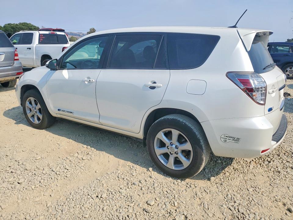 Photo 2 from auction – 2012 TOYOTA RAV4 EV with VIN 2T3YL4DV6CW001242