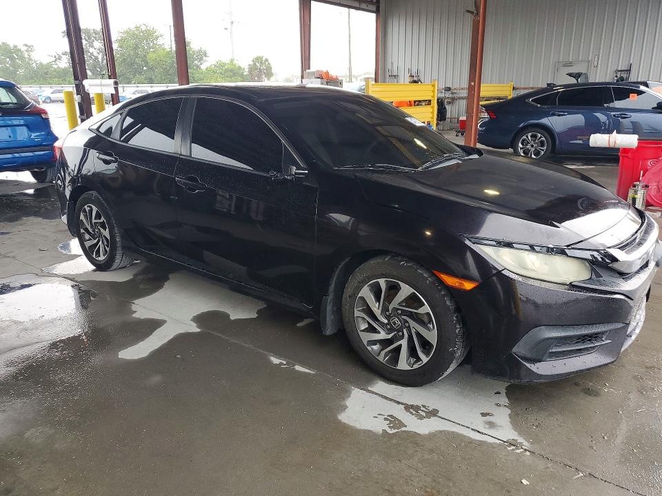 Photo 4 from auction – 2016 HONDA CIVIC with VIN 19XFC2F75GE023504