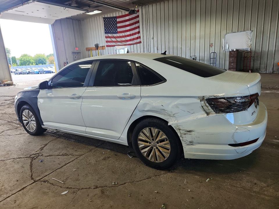 Photo 2 from auction – 2019 VOLKSWAGEN JETTA with VIN 3VWC57BU3KM275267