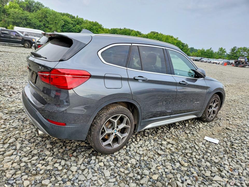 Photo 3 from auction – 2016 BMW X1 with VIN WBXHT3C30G5E50798