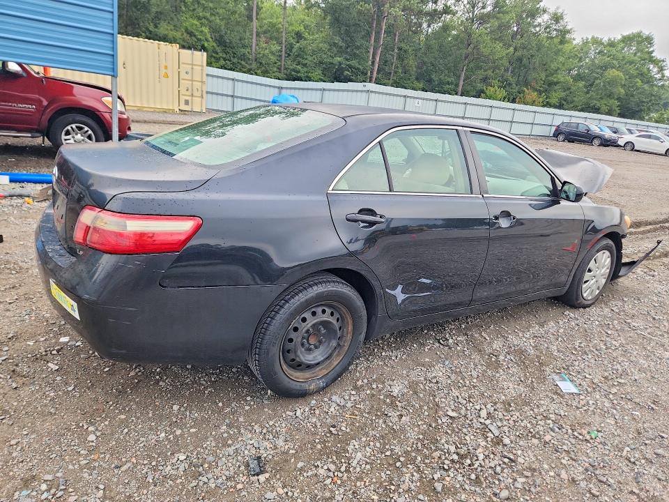 Photo 3 from auction – 2007 TOYOTA CAMRY with VIN 4T1BE46K67U643512