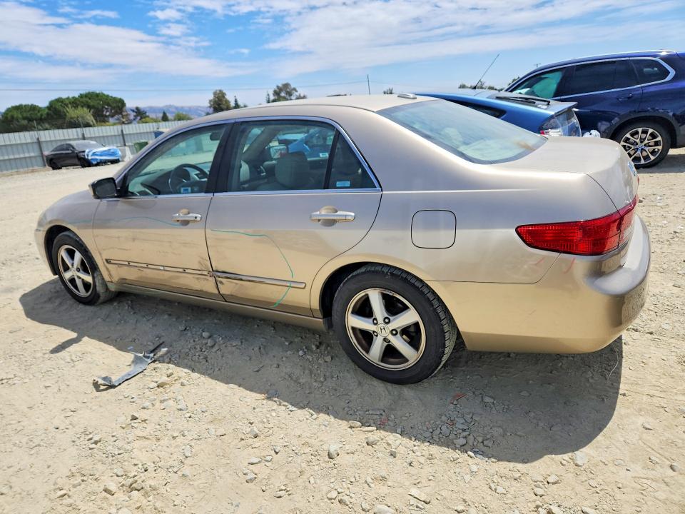 Photo 2 from auction – 2005 HONDA ACCORD with VIN 1HGCM56865A066034