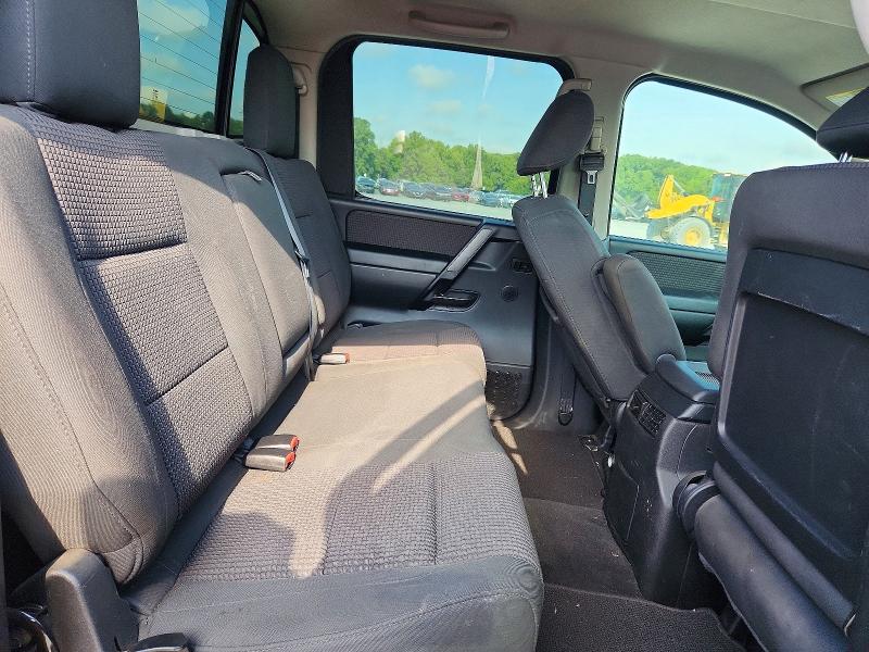 Photo 10 from auction – 2012 NISSAN TITAN with VIN 1N6AA0EC2CN315715
