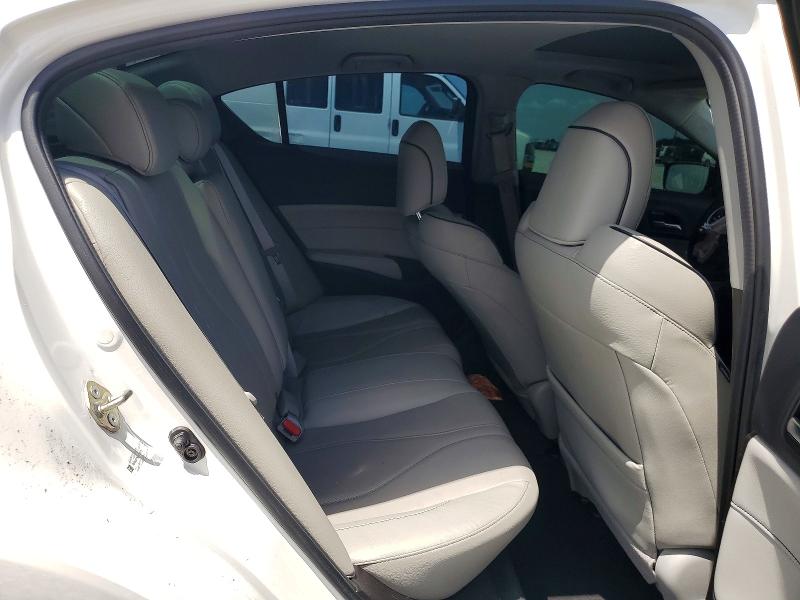 Photo 10 from auction – 2020 ACURA ILX with VIN 19UDE2F79LA006978