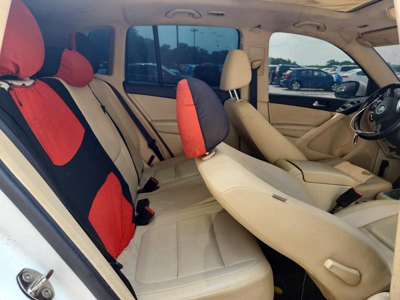 Photo 11 from auction – 2017 VOLKSWAGEN TIGUAN with VIN WVGSV7AX4HW503131