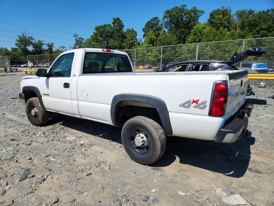Photo 2 from auction – 2004 CHEVROLET SILVERADO with VIN 1GCHK24U54E218837