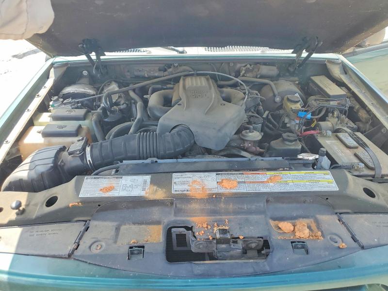 Photo 11 from auction – 1999 FORD EXPLORER with VIN 1FMYU24E5XUB02708