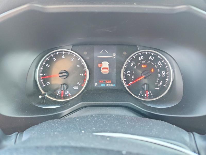 Photo 9 from auction – 2019 TOYOTA RAV4 with VIN 2T3A1RFV8KW081045