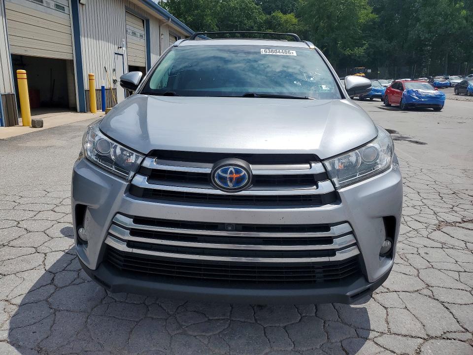 Photo 5 from auction – 2017 TOYOTA HIGHLANDER HYBRID with VIN 5TDDGRFHXHS024006