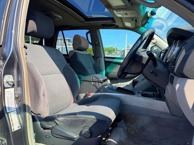 Photo 5 from auction – 2005 TOYOTA 4RUNNER with VIN JTEBU14R158044105