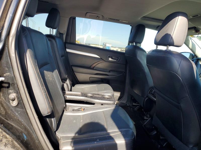 Photo 11 from auction – 2015 TOYOTA HIGHLANDER with VIN 5TDKKRFHXFS092695