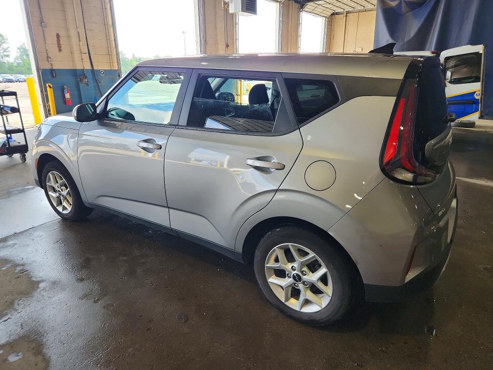 Photo 2 from auction – 2023 KIA SOUL with VIN KNDJ23AU5P7876842