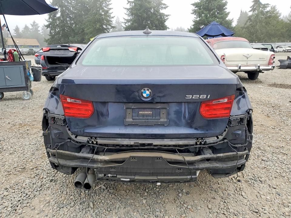 Photo 6 from auction – 2015 BMW 328 with VIN WBA3A5G59FNS85394