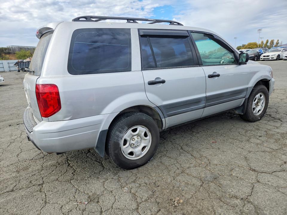 Photo 3 from auction – 2004 HONDA PILOT with VIN 2HKYF18184H616932