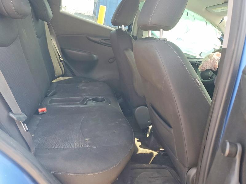 Photo 10 from auction – 2016 CHEVROLET SPARK with VIN KL8CB6SA2GC635190