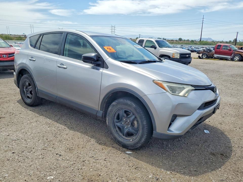 Photo 4 from auction – 2018 TOYOTA RAV4 with VIN JTMZFREV3JD128256