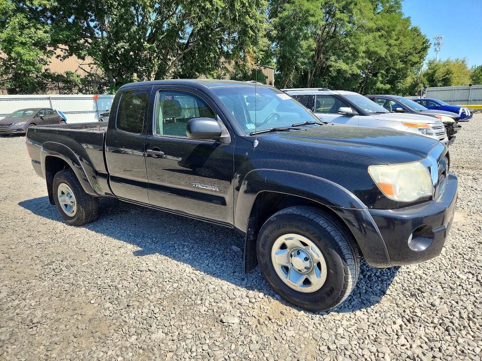 Photo 4 from auction – 2008 TOYOTA TACOMA with VIN 5TEUU42N18Z551006