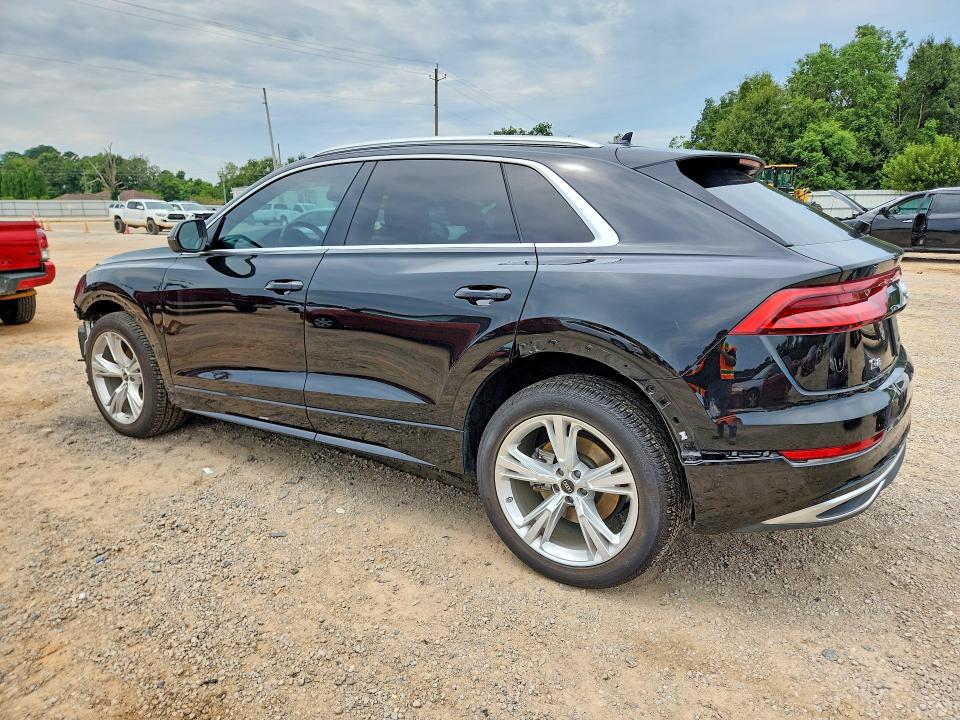Снимка 2 от търг – 2023 AUDI Q8 с VIN WA1AVBF19PD045971