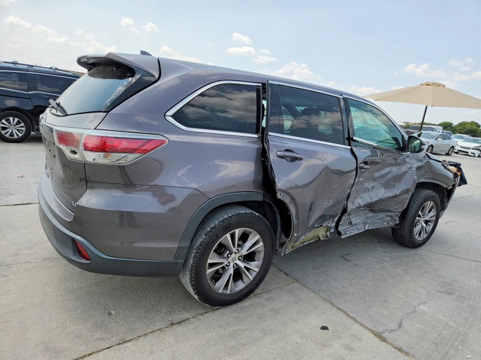 Photo 3 from auction – 2015 TOYOTA HIGHLANDER with VIN 5TDZKRFH6FS104338