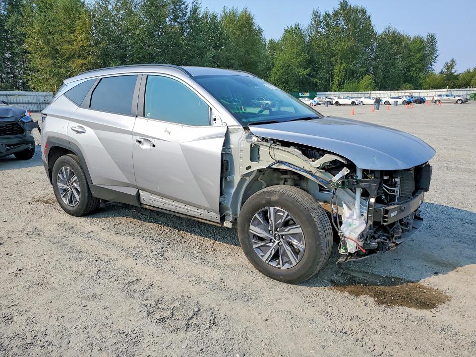 Photo 4 from auction – 2023 HYUNDAI TUCSON with VIN KM8JBCA16PU087280