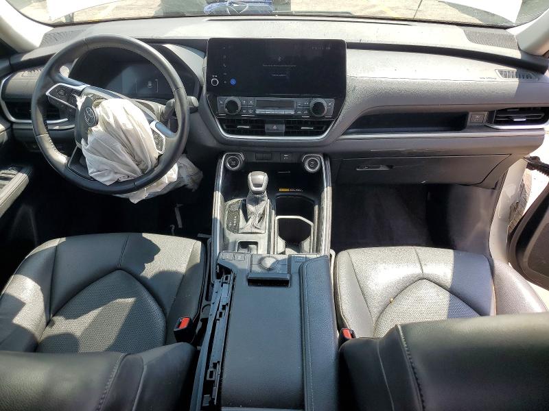 Photo 8 from auction – 2024 TOYOTA GRAND HIGHLANDER with VIN 5TDAAAB56RS069835