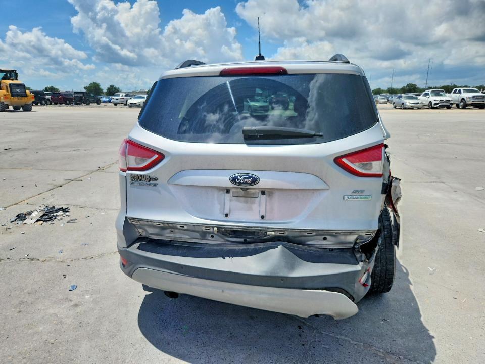 Photo 6 from auction – 2014 FORD ESCAPE with VIN 1FMCU0GX4EUC16353