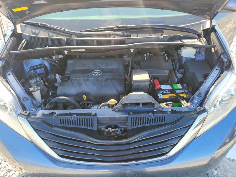 Photo 12 from auction – 2014 TOYOTA SIENNA with VIN 5TDKK3DCXES451885