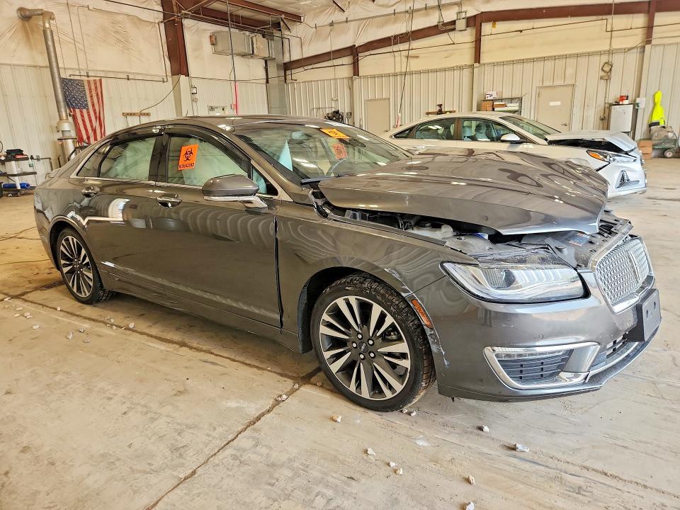 Снимка 4 от търг – 2019 LINCOLN MKZ с VIN 3LN6L5MU7KR623528