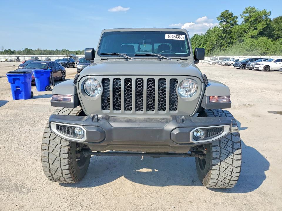 Photo 5 from auction – 2021 JEEP GLADIATOR with VIN 1C6HJTAG1ML536240