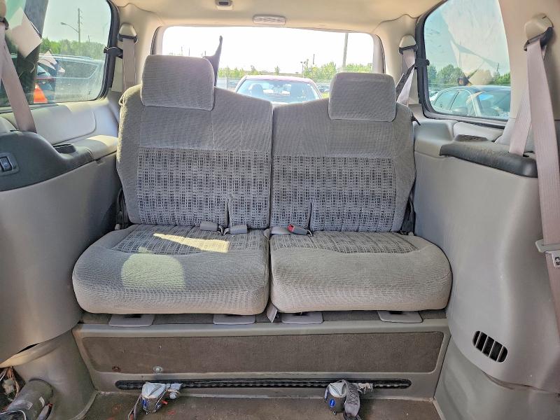 Photo 10 from auction – 2004 CHEVROLET VENTURE with VIN 1GBDX23E04D131769