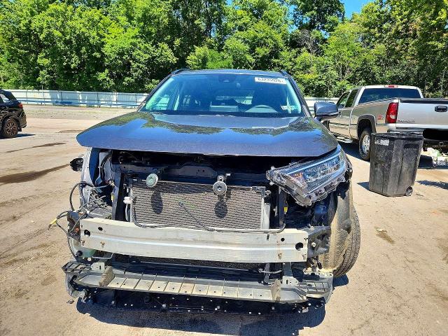 Photo 5 from auction – 2021 TOYOTA RAV4 with VIN 2T3P1RFV1MW243157
