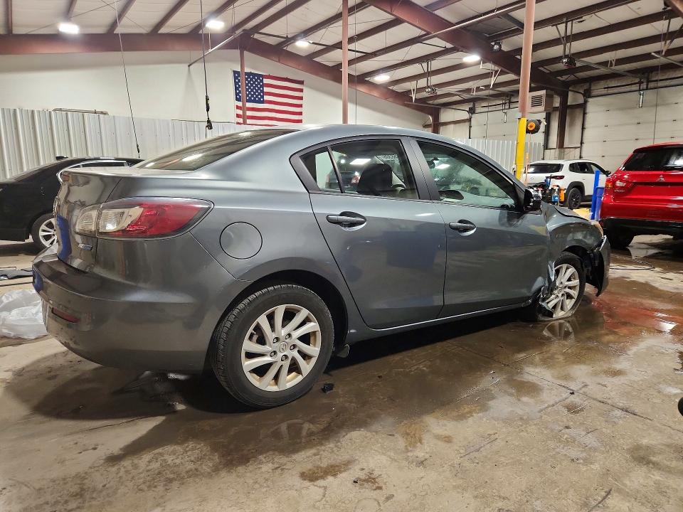 Photo 3 from auction – 2012 MAZDA 3 with VIN JM1BL1V72C1530223