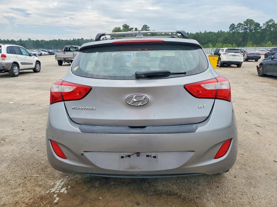 Photo 6 from auction – 2013 HYUNDAI ELANTRA GT with VIN KMHD35LE6DU090956