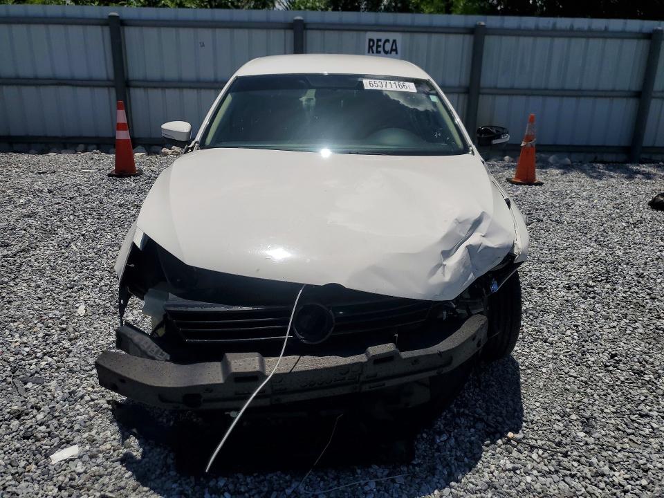 Photo 5 from auction – 2011 VOLKSWAGEN JETTA with VIN 3VWLL7AJ3BM131876