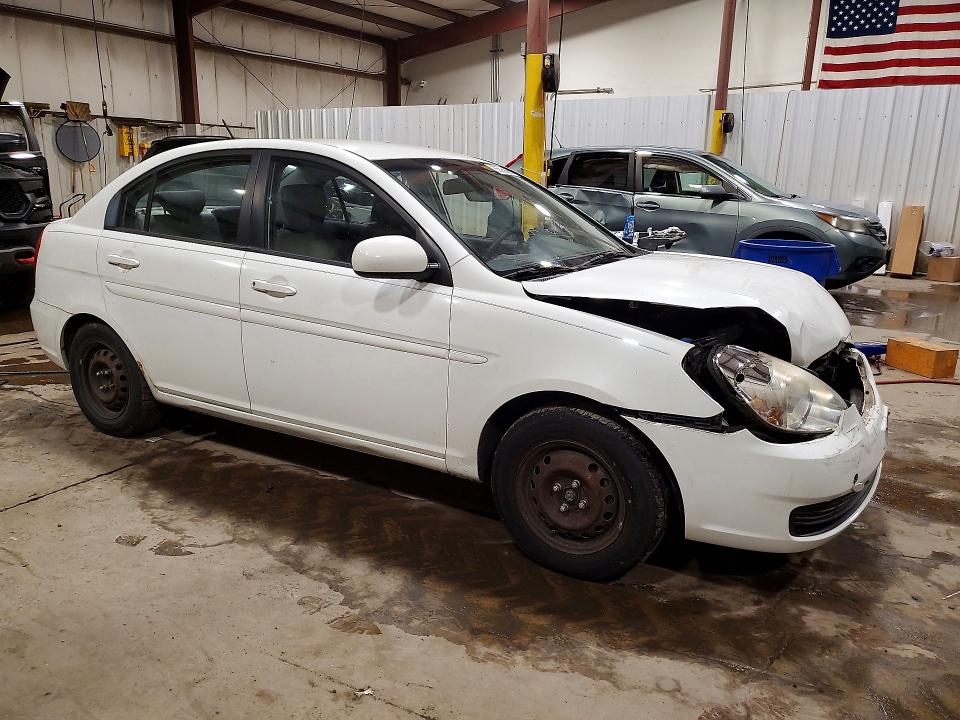 Photo 4 from auction – 2010 HYUNDAI ACCENT with VIN KMHCN4AC1AU420063