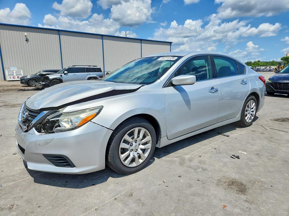 Photo 1 from auction – 2017 NISSAN ALTIMA with VIN 1N4AL3AP7HC111623